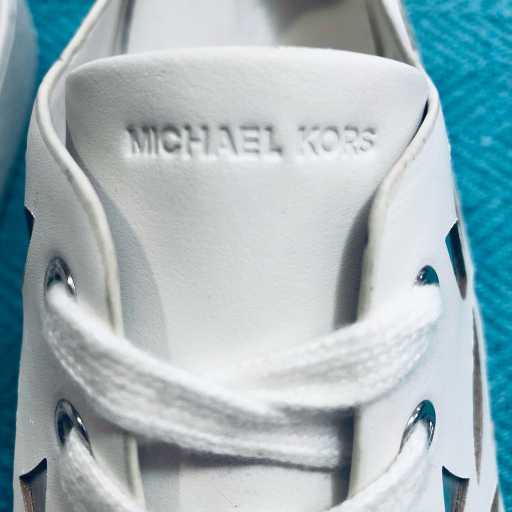 MICHAEL KORS white sneakers with silver inlays. Gorgeous! New. NWOB size… - Picture 8 of 13